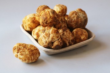 Desert truffles from Kuwait, Saudi Arabia, Iraq and Iran
