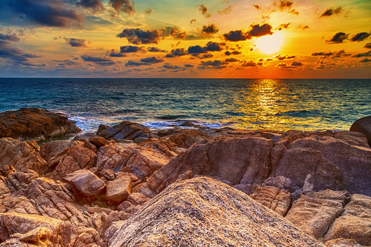sun rays sea sunset