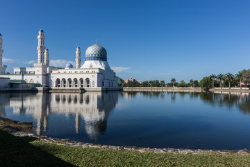 Beautiful Floating Mosque Of Kota Kinabalu, Sabah with clear blue sky 