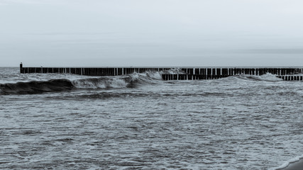 Waves in Ustronie Morskie © RegnumInvictum