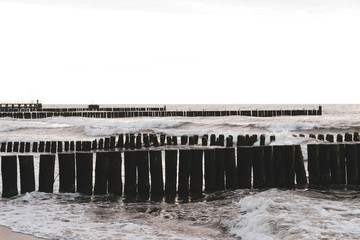 Waves in Ustronie Morskie © RegnumInvictum