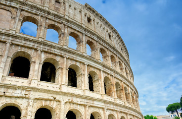 Fototapeta na wymiar The Colosseum located in Rome, Italy.