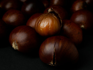Chestnuts are grown as economic crops for selling seeds