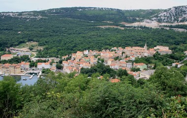 Fototapeta na wymiar houses on the hill, Bakar, Croatia