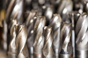 Equipment for the repair of metal parts of machine motors.