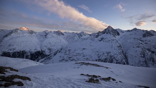 Holy grail timelapse from the Breslauer hut (&Ouml;tztaler Alpen, Tirol) in winter facing towards the other side of the valley (Spiegelkogel).