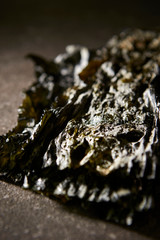 Seasoned seaweed snack