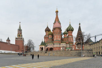Fototapeta na wymiar St. Basil's Cathedral in winter Moscow.
