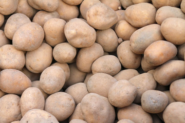 Fototapeta na wymiar Kartoffeln auf dem Markt
