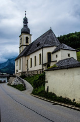 Fototapeta na wymiar Berchtesgadener Kirche 