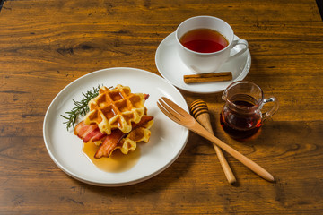 ワッフル Waffles of Dutch, French and Belgian foods