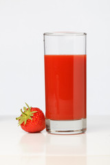 Tomatny juice in a glass