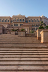 Fototapeta premium Grand staircase to Emirate Palace Hotel