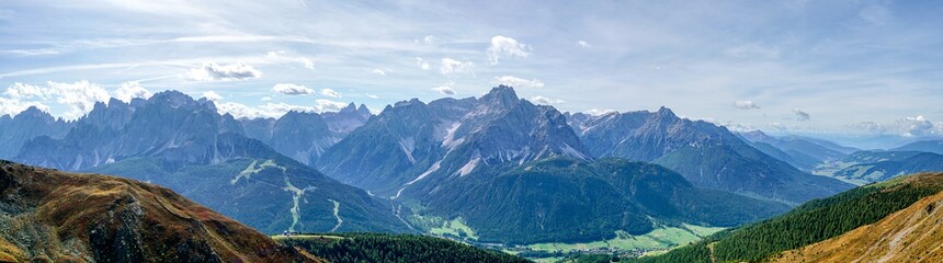 Fototapeta na wymiar Dolomiten Aussicht vom Helm-Hornischegg nach Süden