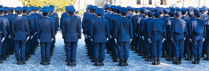 街を守る警察官