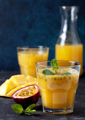 smoothie mango passion fruit
