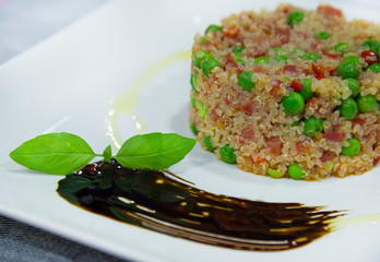 Quinoa with baked vegetables