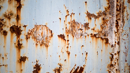 usting up the iron 05