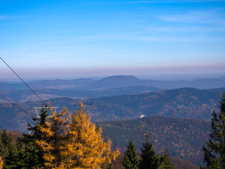 Lackowa Mountain in Beskid Niski in Autumn. View from Jaworzyna Krynicka, Poland. - obrazy, fototapety, plakaty