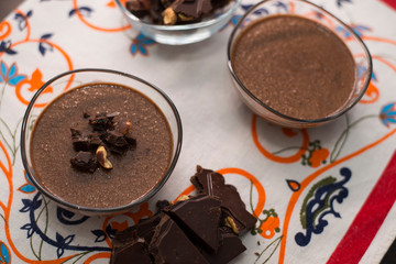 Mousse au chocolat in little bowls