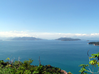 Boat trip through the Paraty region