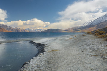 Fototapeta na wymiar Pangong Tso lake in Ladakh, India