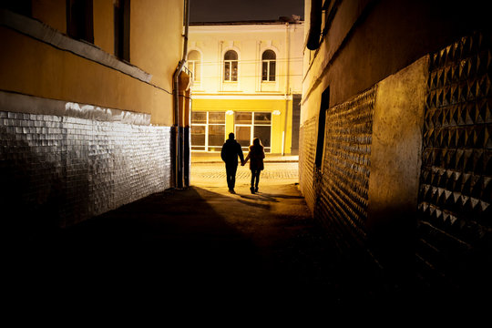 Couple Get Out Of The Alley