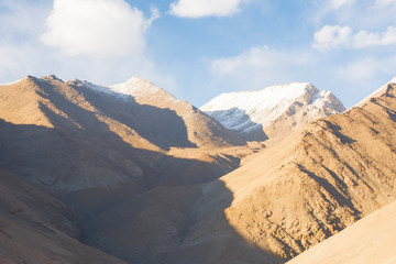 Naklejka premium Himalaya mountains in Kardung- La, Ladakh, India