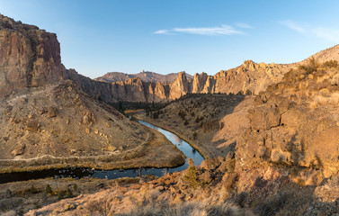 Sunset view of the Crooked River as it passes Smith Rock State Park