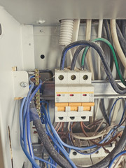 Electrical switchboard with chaotically scattered wires