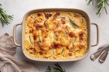 potato casserole with cream, gratin dauphinois, french cuisine