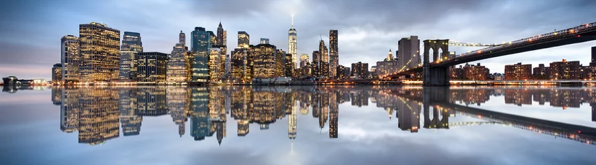 Poster Im Rahmen Skyline von New York © beatrice prève