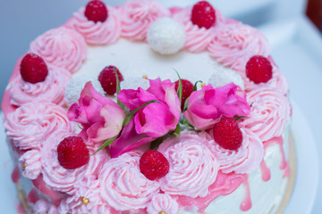 tort drip cake różowy © dusiowa