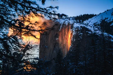 Keuken foto achterwand Yosemite Firefall at Sunset © heyengel