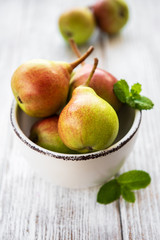 Pears in a bowl