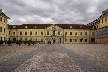 Fototapeta na wymiar old baroque castle in ludwigsburg