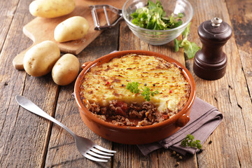 shepherd's pie- baked mashed potato with minced beef