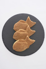 石皿の上にたい焼き