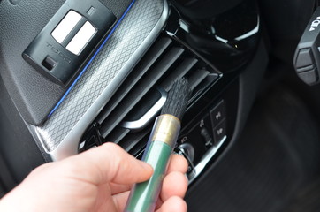 auto detailing  , czyszczenie wnętrza auta , konserwacja wnętrza , profesjonalne czyszczenie samochodu , detailingowe czyszczenie auta , wnętrze samochodowe czyszczenie © Szymon