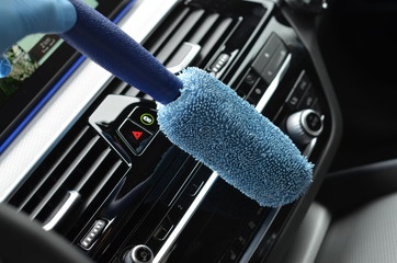 auto detailing  , czyszczenie wnętrza auta , konserwacja wnętrza , profesjonalne czyszczenie samochodu , detailingowe czyszczenie auta , wnętrze samochodowe czyszczenie © Szymon