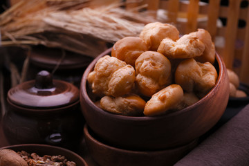 Basket with bread in comfort, fresh bread.