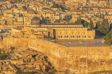Close up of the Al-Aqsa mosque in the center of old town Jerusalem © Reelistic