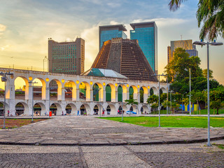 Arcos da Lapa (arc de Lapa) et cathédrale métropolitaine de Rio de Janeiro, Brésil