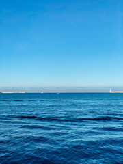 Obraz premium blue sea with sky and sky ocean landscape