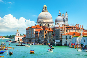 Fototapeta na wymiar Famous venetian basilica