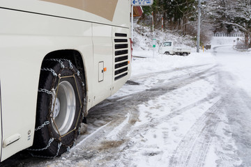 雪道とチェーン