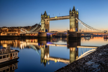 Fototapeta na wymiar Tower Bridge with reflection in Thames river during twilight, London, UK
