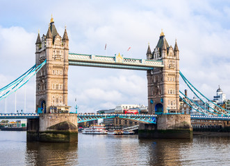 ロンドン　タワー・ブリッジ