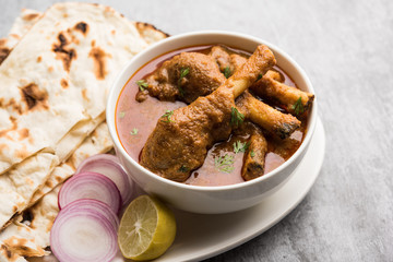 Hyderabadi Mutton Paya, Nehari, nazari or Nihari Masala. served with Naan and rice. selective focus