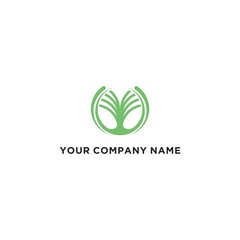 tree logo with tree branches in green